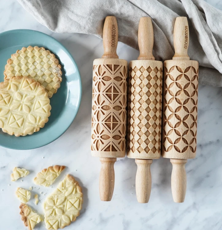 Set of 3 mini rolling pins with geometric designs