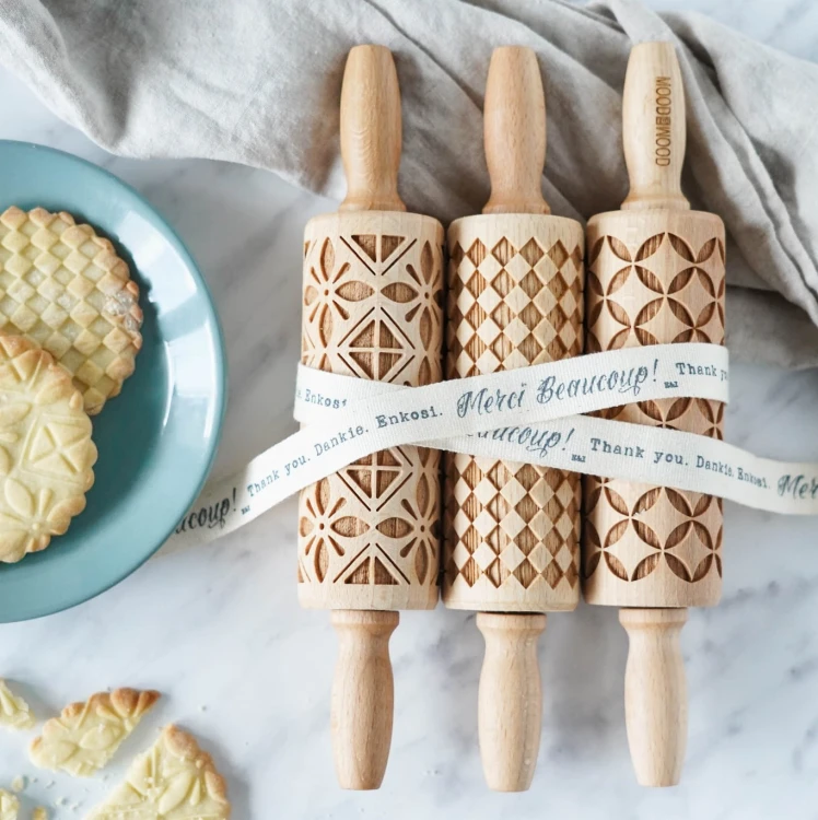 Set of 3 mini rolling pins with geometric designs