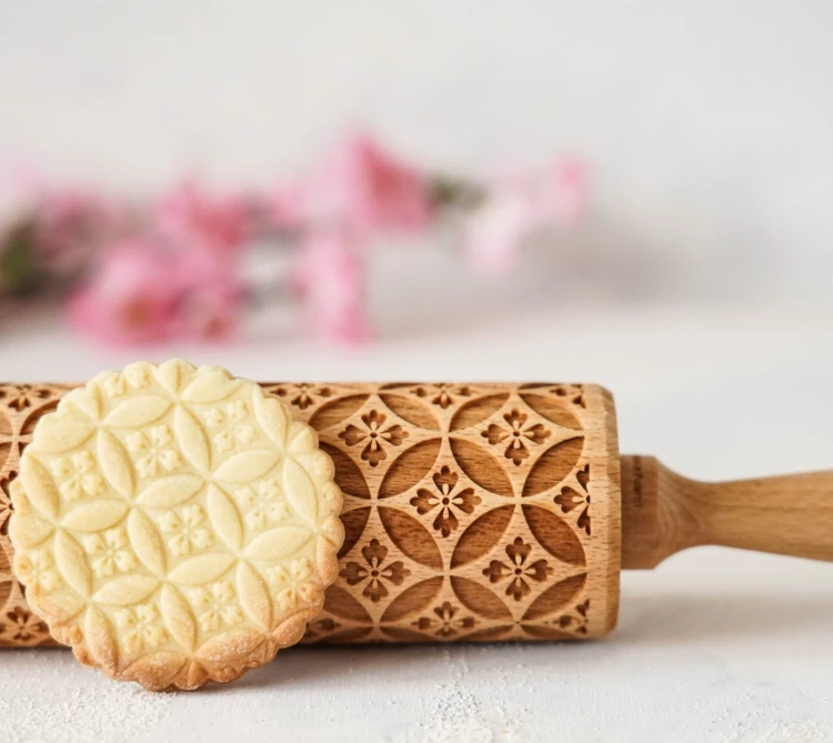 Wałek laserowo grawerowany do ciastek w stylu japońskim - od Mood for Wood