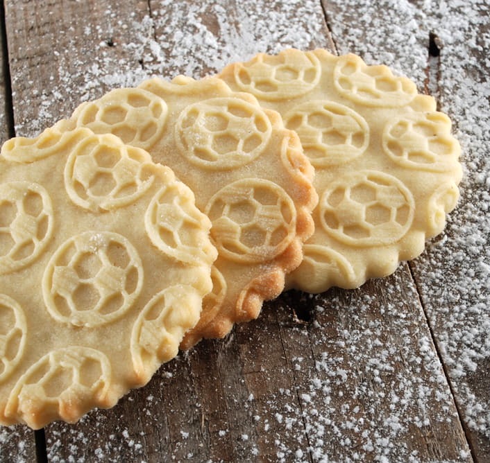 Football cookies