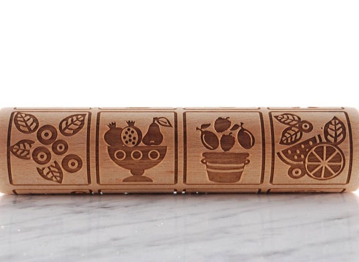 Gingerbread rolling pin with fruit motif – raised relief