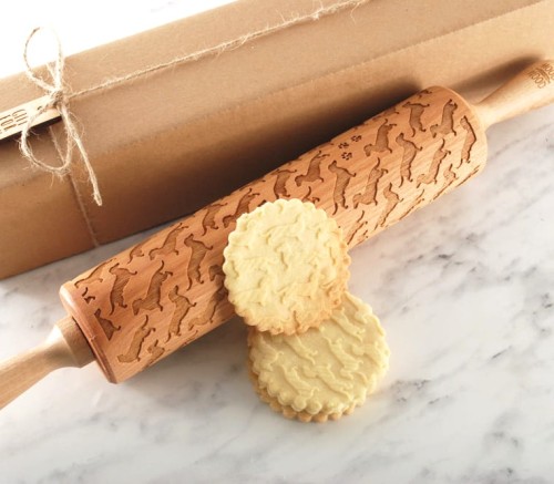 Laser engraved rolling pin in dogs design - from Mood for Wood