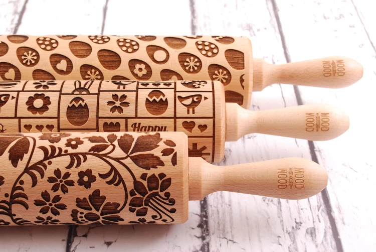Set of 3 wooden rolling pins for Easter